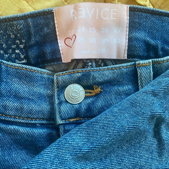 Venus crops // light year wash - Picture 3 of 5